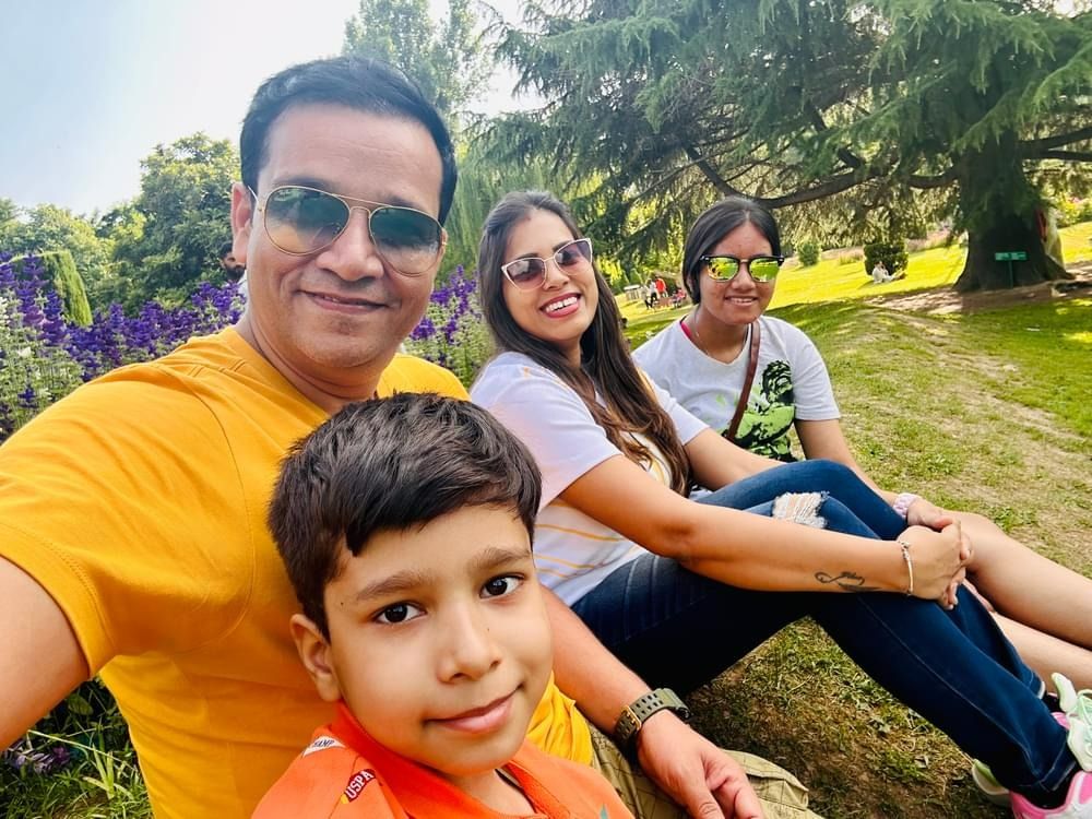 The Kashmir Diaries: Vikas’s Family Trip Review with Thrillophilia