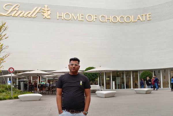 Sumeet Jayantilal’s Switzerland to Paris Journey with Thrillophilia